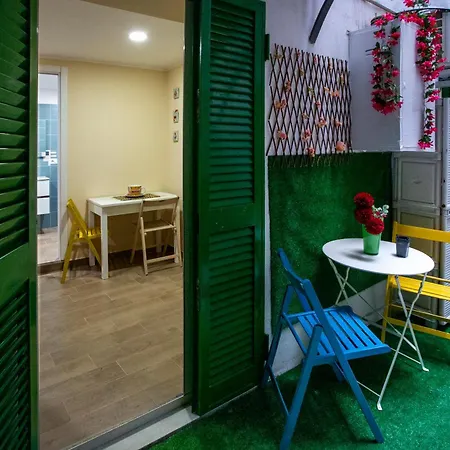 Maison Atri 17 * Napoli